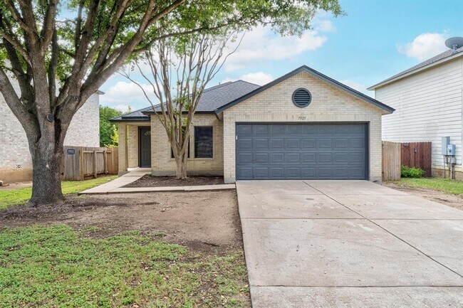 7525 Springtime Trail in Austin, TX - Building Photo - Building Photo