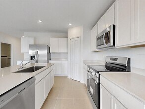 3493 Chinotto Dr in Lake Alfred, FL - Building Photo - Building Photo