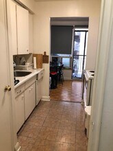 135 Lawton Blvd in Toronto, ON - Building Photo - Building Photo