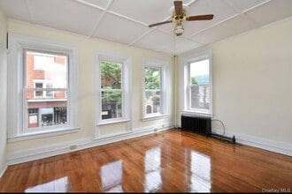 457 Main St in Beacon, NY - Building Photo - Building Photo