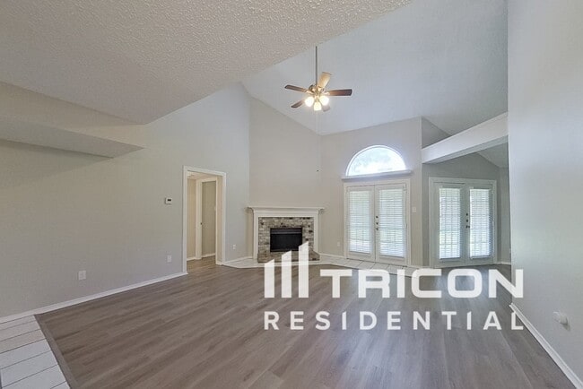 3301 Plantation Ln in Fort Worth, TX - Building Photo - Building Photo