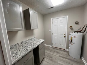 817 Odom Dr in Fayetteville, NC - Building Photo - Building Photo