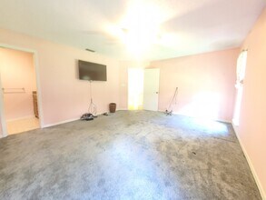 11609 Parkview Ln in Seminole, FL - Building Photo - Building Photo