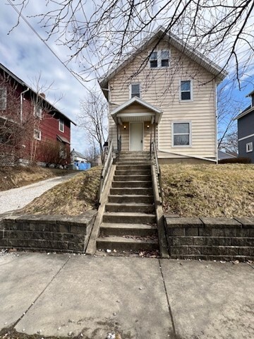 2171 16th St SW in Akron, OH - Building Photo