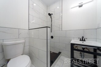 90 Covert St. in Brooklyn, NY - Building Photo - Building Photo