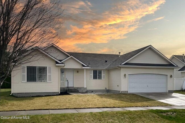 property at 8220 N Ainsworth Dr
