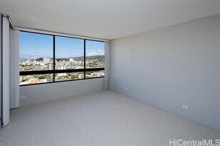 2499 Kapiolani Blvd in Honolulu, HI - Building Photo