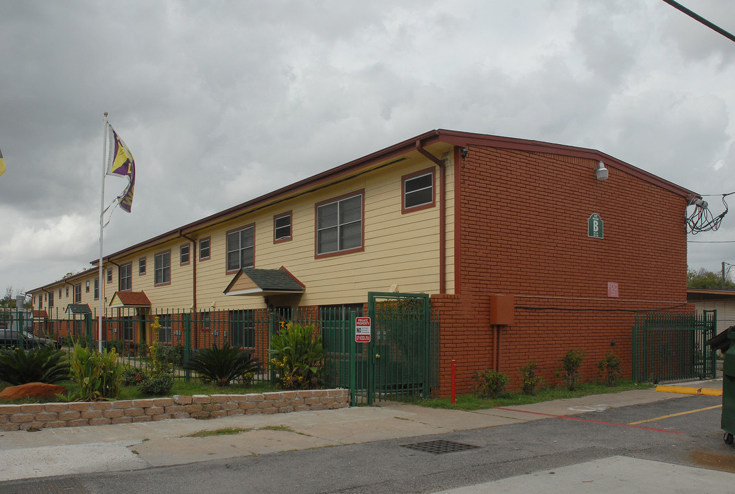 Main Village in Pasadena, TX - Building Photo