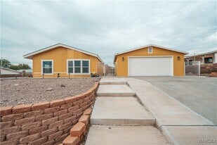 3391 S Ridge Ave in Bullhead City, AZ - Building Photo