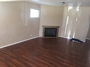 4609 W 172nd St in Lawndale, CA - Building Photo - Building Photo