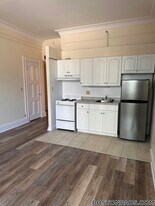 62 Boylston St, Unit 620 in Boston, MA - Building Photo