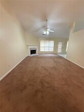 5975 Hillvale Trail in Lithonia, GA - Building Photo - Building Photo