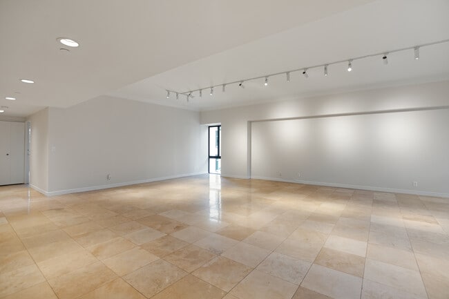 property at 10445 Wilshire Blvd