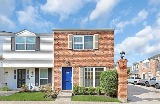 property at 2502 Watertown Mall St
