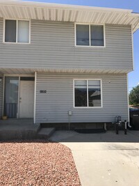 1194 Pinecone Dr photo'