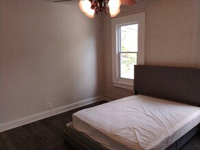 3917 Park Heights Ave in Baltimore, MD - Building Photo - Building Photo