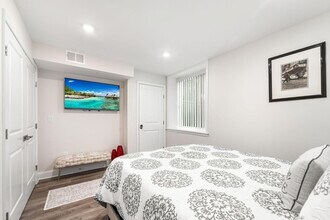 2341 N College Ave in Philadelphia, PA - Foto de edificio - Building Photo