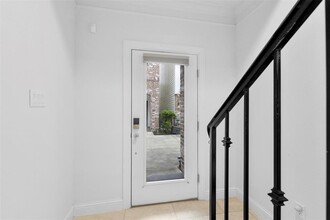 734 W 24th St in Houston, TX - Building Photo - Building Photo