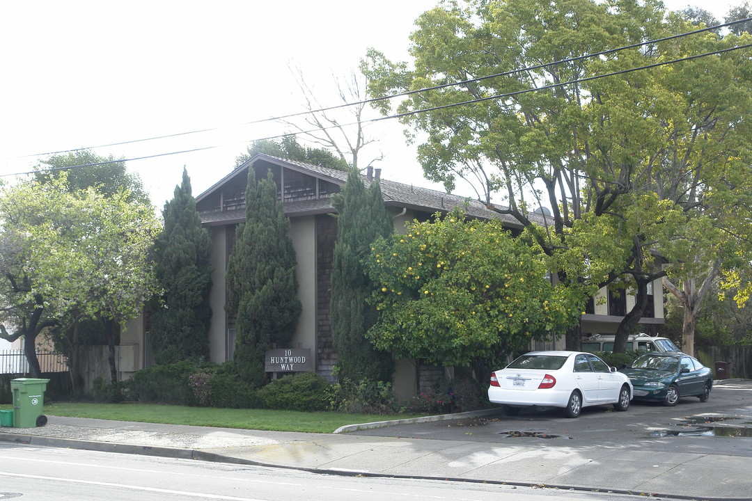 10 Huntwood Way in Hayward, CA - Building Photo