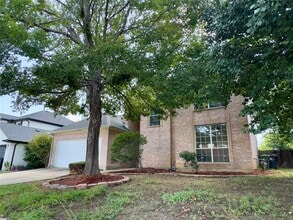 1016 Telluride Dr in Arlington, TX - Building Photo - Building Photo
