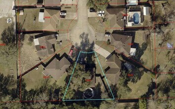 718 Westbury St in West Orange, TX - Building Photo - Building Photo