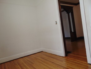 1924 N Mozart St, Unit 2 in Chicago, IL - Building Photo - Building Photo