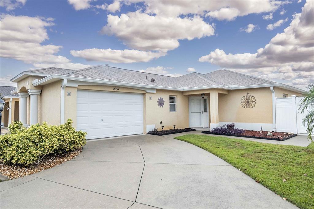 2186 Cherry Vale Pl in the Villages, FL - Building Photo