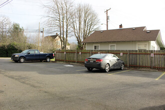 5863 Cedar Street, Unit 101 in Ferndale, WA - Building Photo - Building Photo