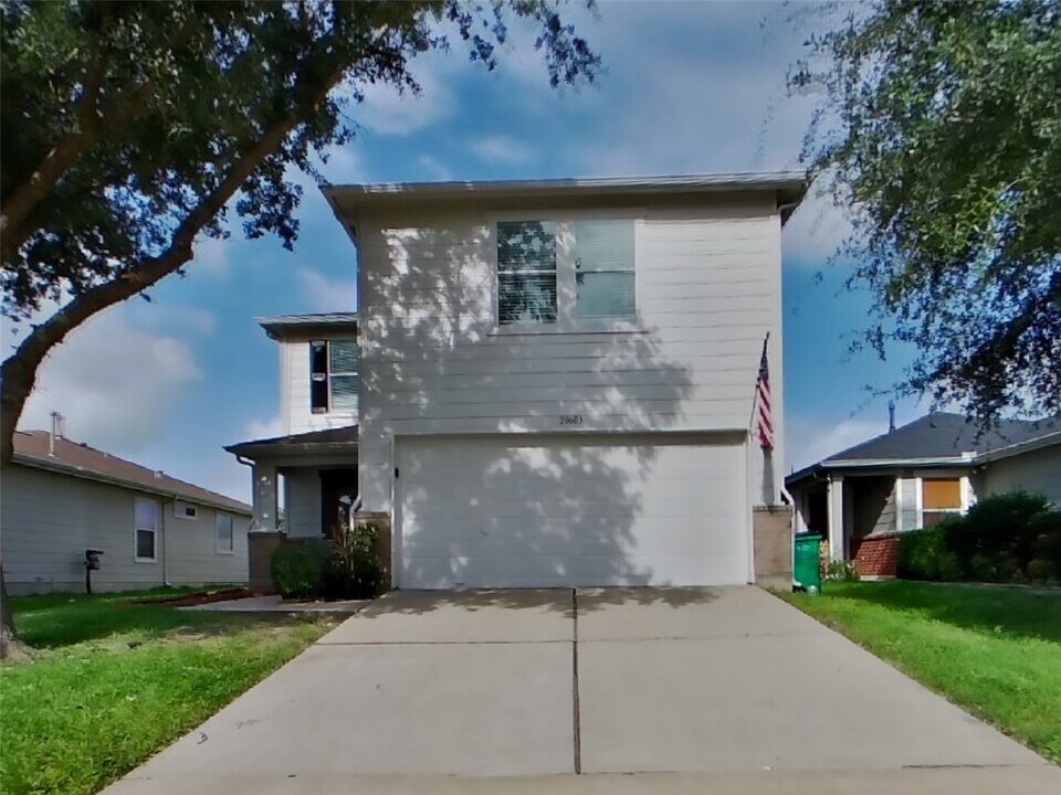 20603 Fair Castle Dr in Cypress, TX - Building Photo