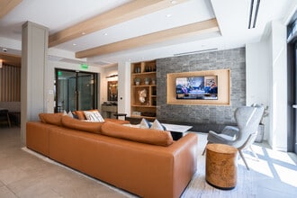 The Overlook at Walnut Creek in Walnut Creek, CA - Building Photo - Interior Photo