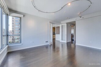 219 Brannan St in San Francisco, CA - Building Photo - Building Photo