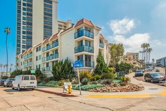 909 Coast in La Jolla, CA - Building Photo - Building Photo