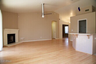 2243 E Edna Ave in Phoenix, AZ - Building Photo - Building Photo