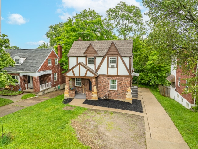 5612 Colerain Ave