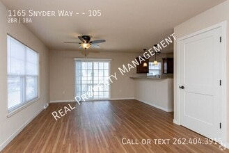 1165 to 1169 Snyder Wy in Oconomowoc, WI - Building Photo - Building Photo