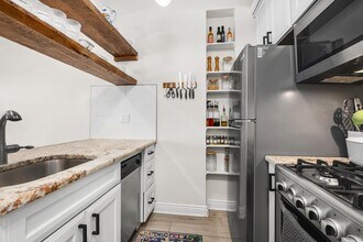 54 Magnolia Ave in Jersey City, NJ - Building Photo - Building Photo