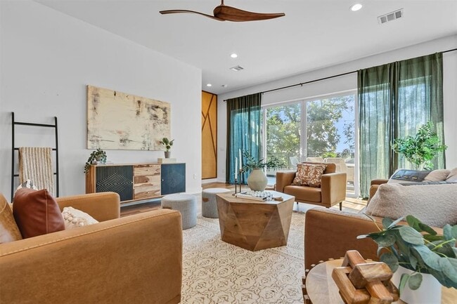 property at 2712 Oak Springs Dr