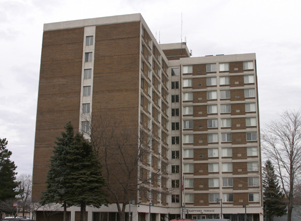 Hartford Terrace in Muskegon, MI - Foto de edificio