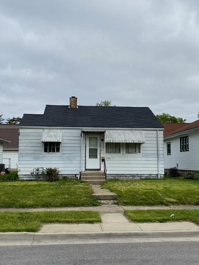 property at 2100 Underwood St