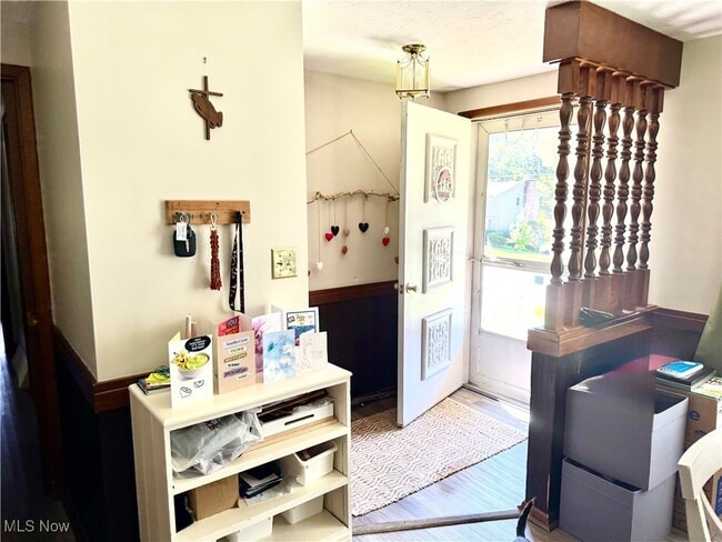 property at 46671 Almar W Ln