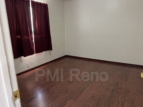 2075 Patton Dr in Reno, NV - Building Photo - Building Photo