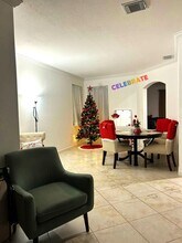 7506 NW 113th Path in Doral, FL - Building Photo - Building Photo