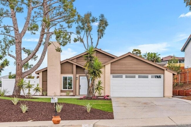 property at 6428 Chiriqui Ln