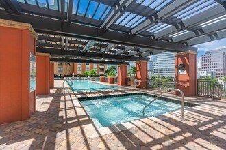 110 N Federal Hwy, Unit 703 in Fort Lauderdale, FL - Building Photo - Building Photo
