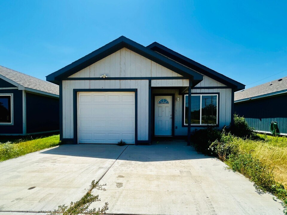 602 Walnut Ave in Lubbock, TX - Building Photo