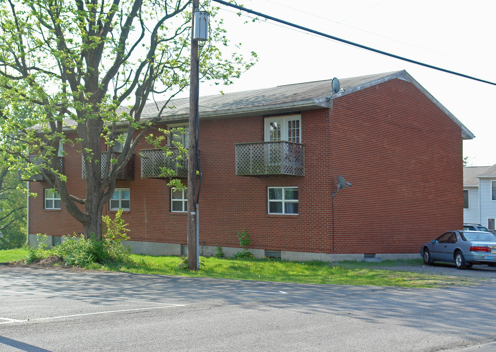 1 Strawberry Aly in Selinsgrove, PA - Building Photo