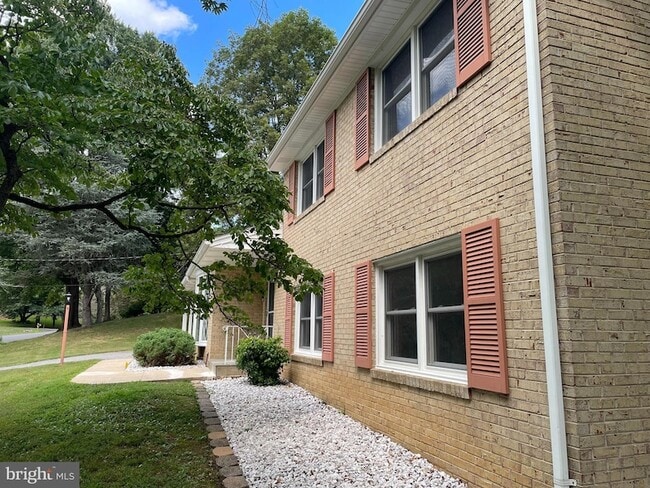 13409 Doncaster Ln