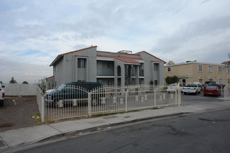 2089 Exeter Dr in Las Vegas, NV - Building Photo - Building Photo