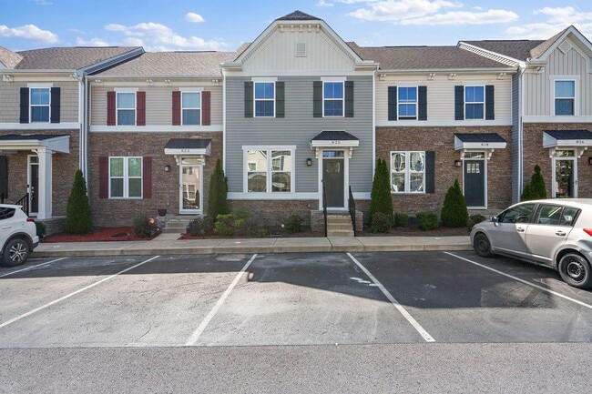 property at 4316 Summercrest Blvd