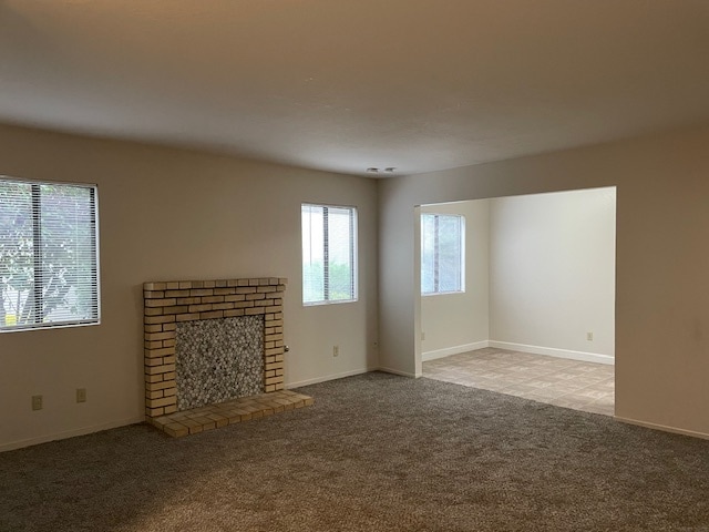 49400 River Park Rd in Oakhurst, CA - Building Photo